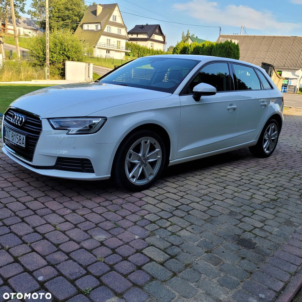 Audi A3 Sportback 1.0 TFSI - 11