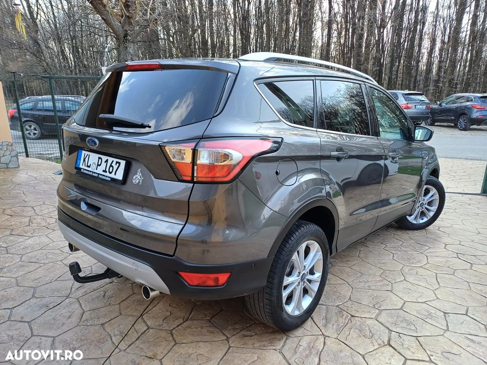 Ford Kuga 2.0 TDCi 4x4 Titanium - 3