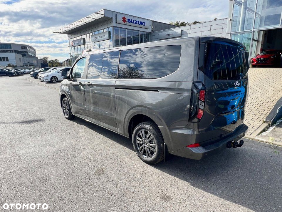 Ford Tourneo Custom - 5