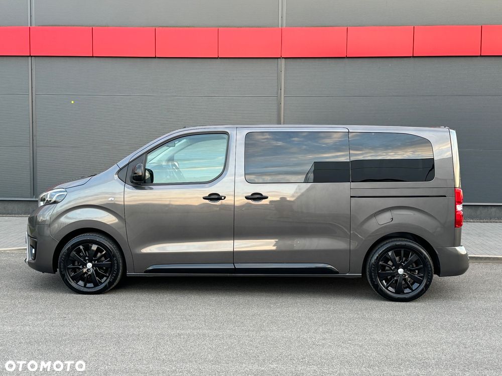Toyota Proace Verso 2.0 D4-D Medium VIP - 19