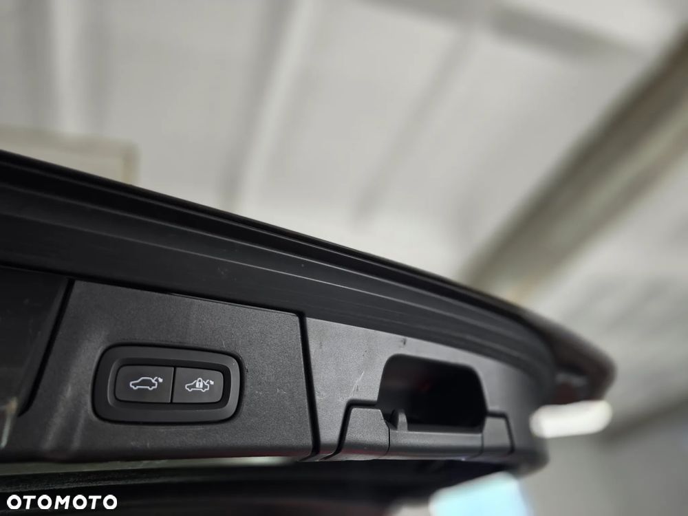 Volvo V90 T6 AWD Plug-In Hybrid Inscription Expression - 14
