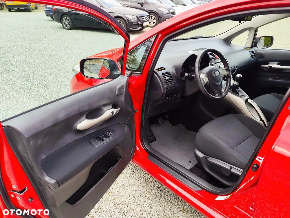 Toyota Auris 1.4 VVT-i Sol - 18