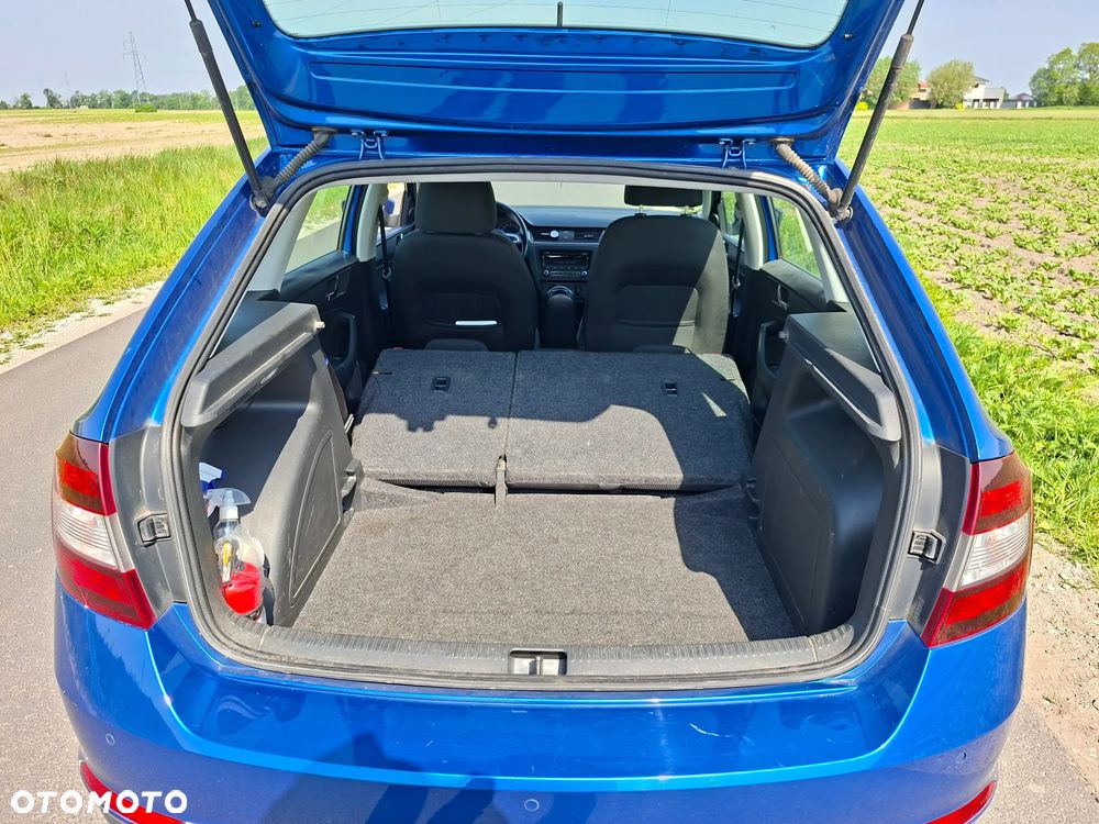 Skoda RAPID 1.2 TSI Ambition - 11