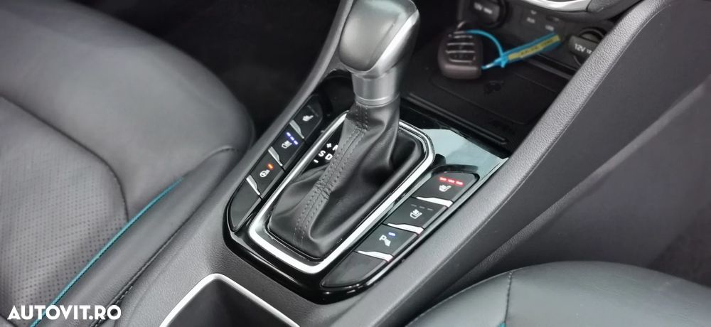 Hyundai IONIQ 1.6 GDI Premium - 16