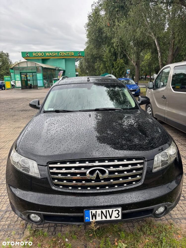 Infiniti FX - 13