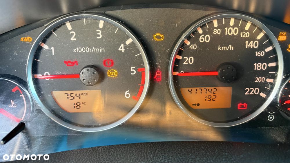 Nissan Pathfinder - 5