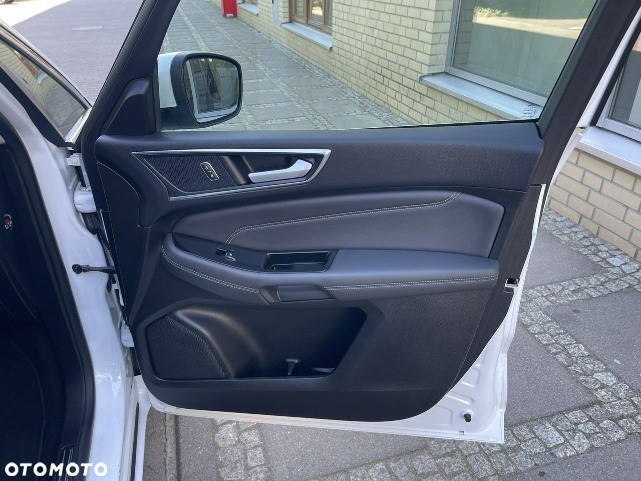 Ford S-Max - 30