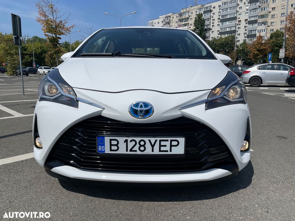 Toyota Yaris 1.5 VVT-i HSD Sol - 3