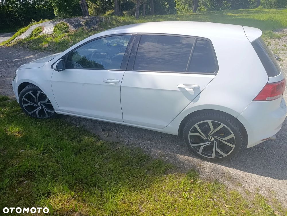 Volkswagen Golf 1.6 TDI 4Motion BlueMotion Technology Comfortline - 3