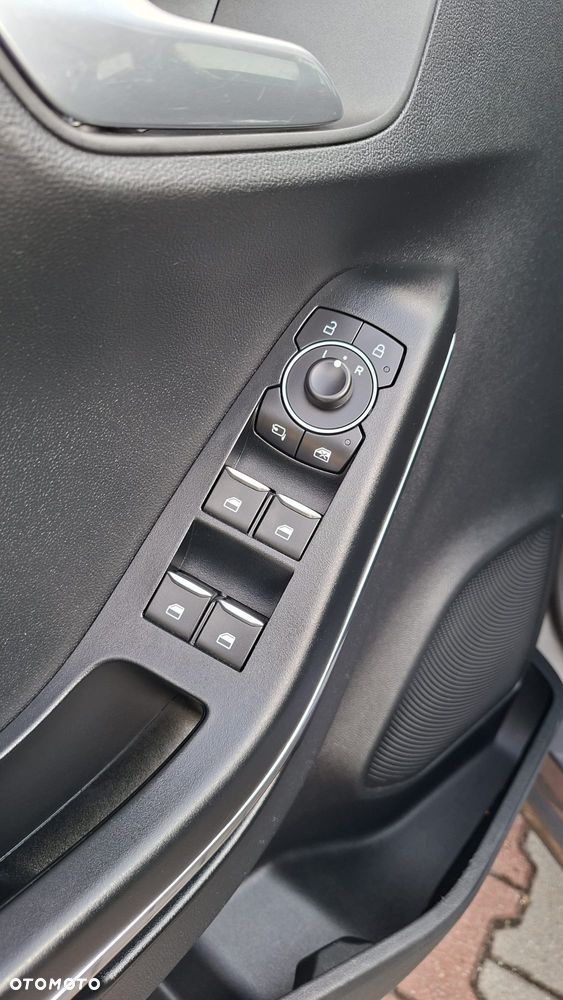 Ford Puma 1.0 EcoBoost Hybrid TITANIUM X - 12