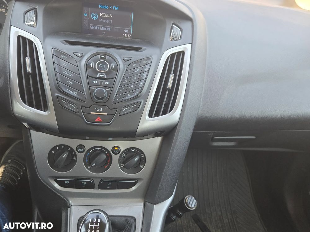 Ford Focus 1.0 EcoBoost Start Stop Trend - 12