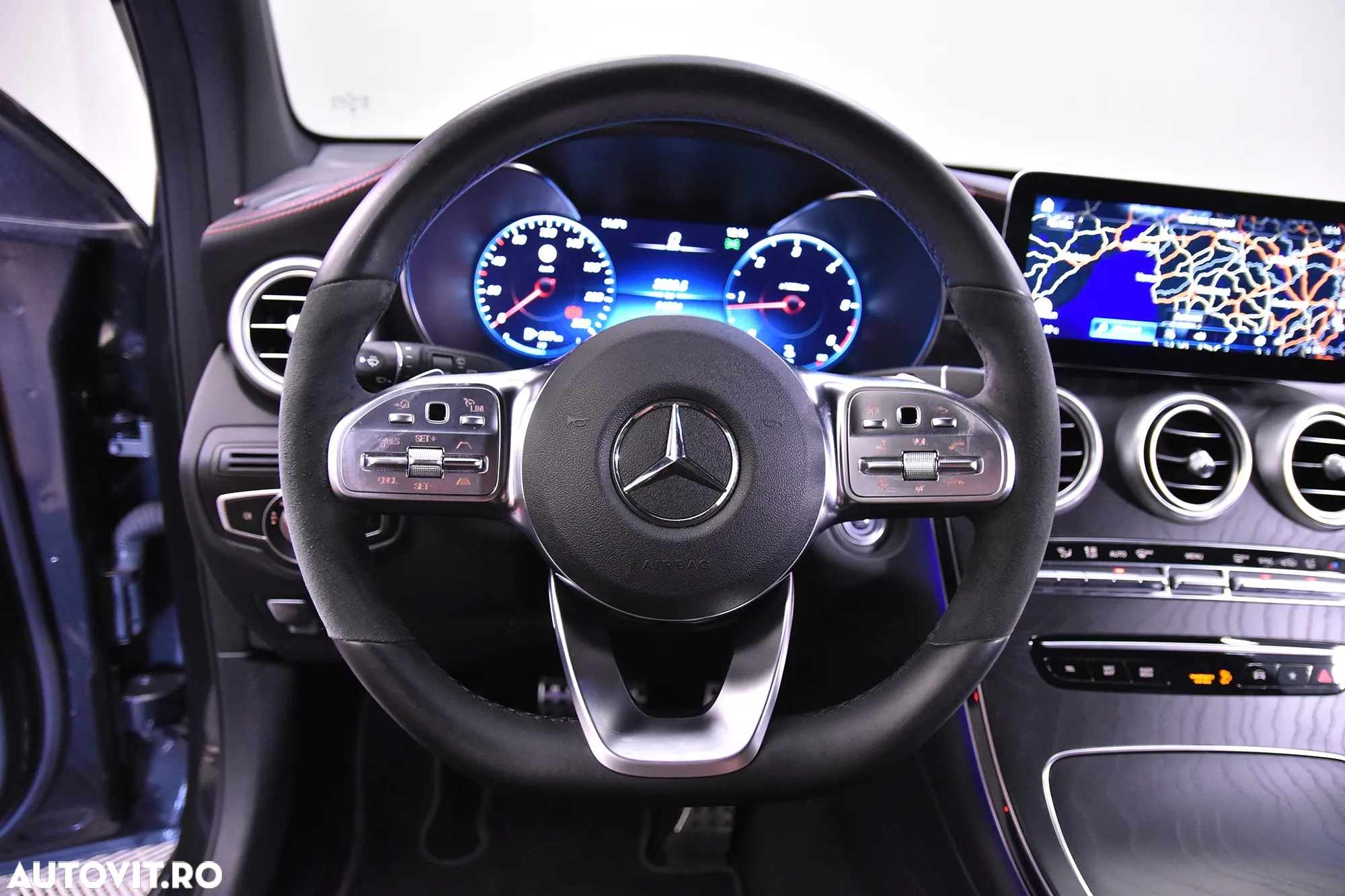 Mercedes-Benz GLC 220 d 4MATIC - 16