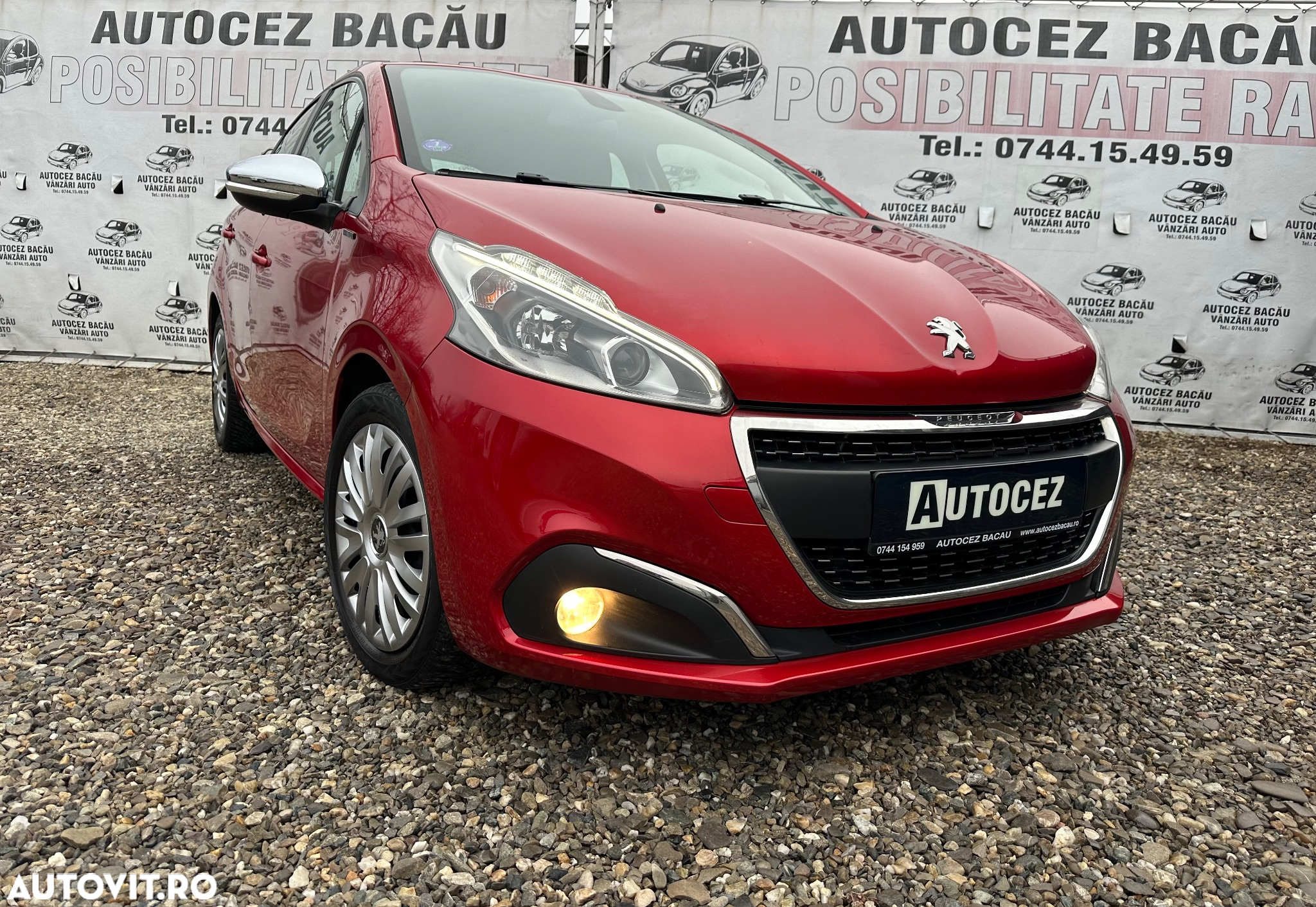 Peugeot 208 - 10