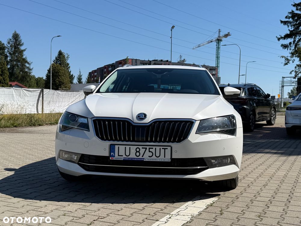 Skoda Superb 2.0 TDI DSG Premium Edition - 4