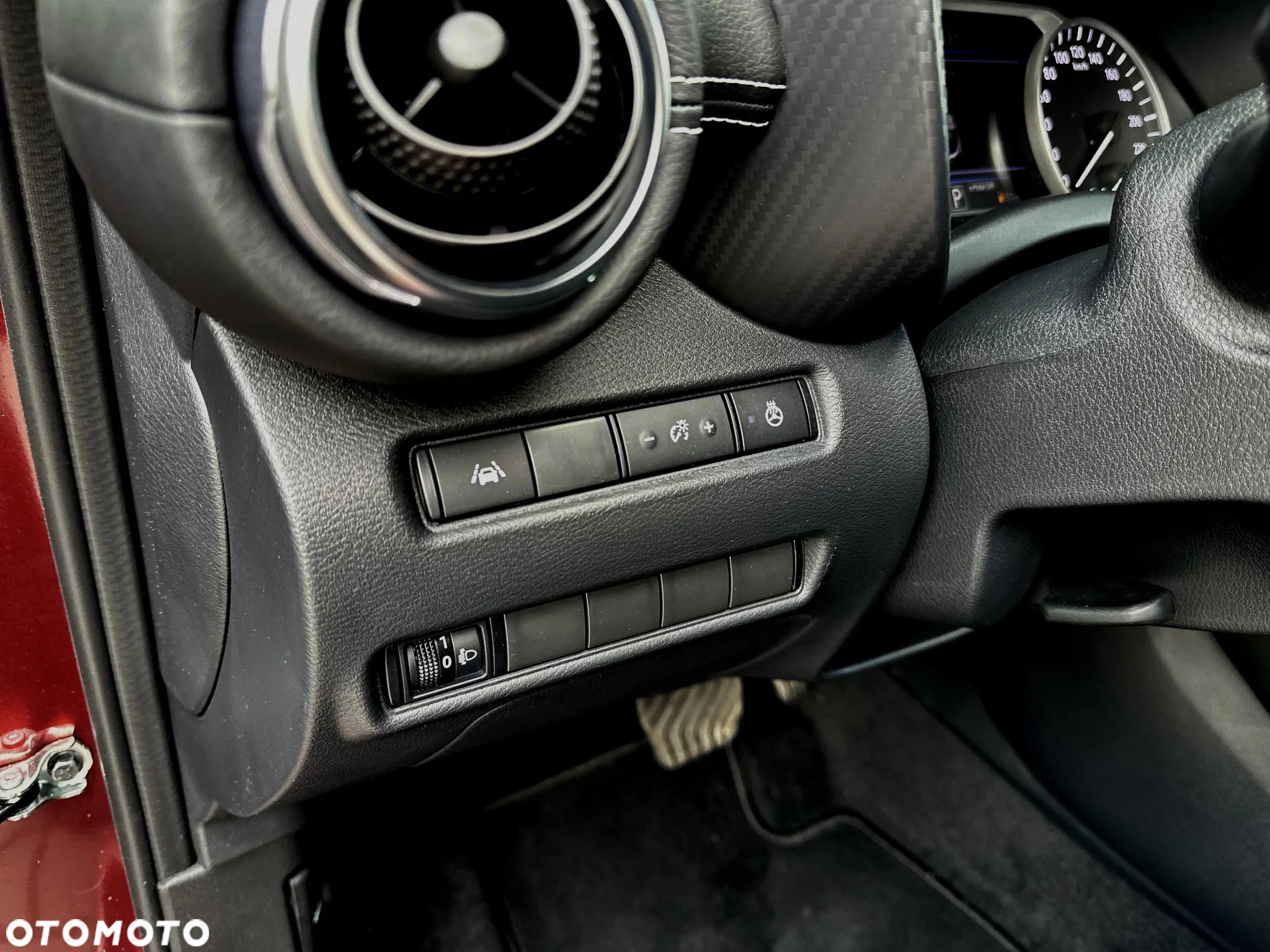 Nissan Juke 1.6 Hybrid N-Connecta AMT - 21