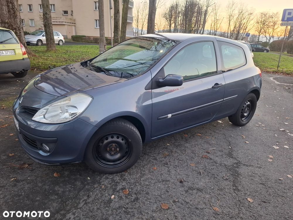 Renault Clio 1.6 16V Expression - 3