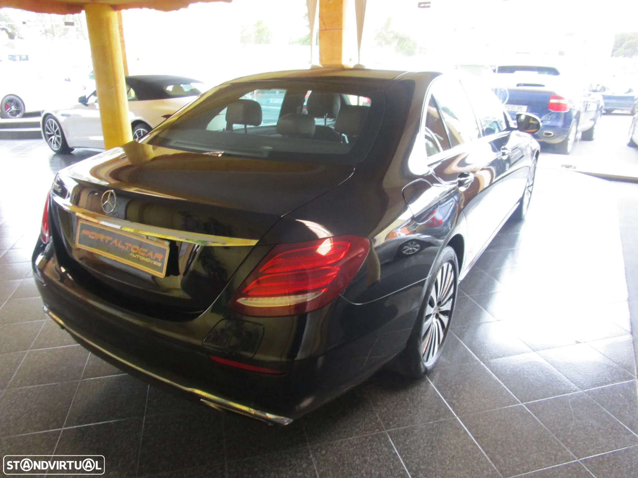 Mercedes-Benz E 350 e Avantgarde - 13