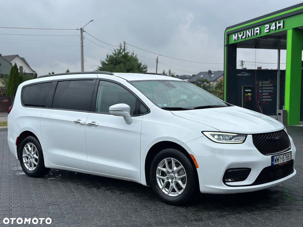 Chrysler Pacifica - 7