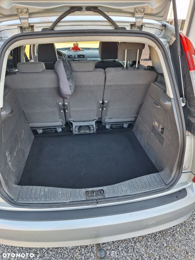 Ford C-MAX - 17