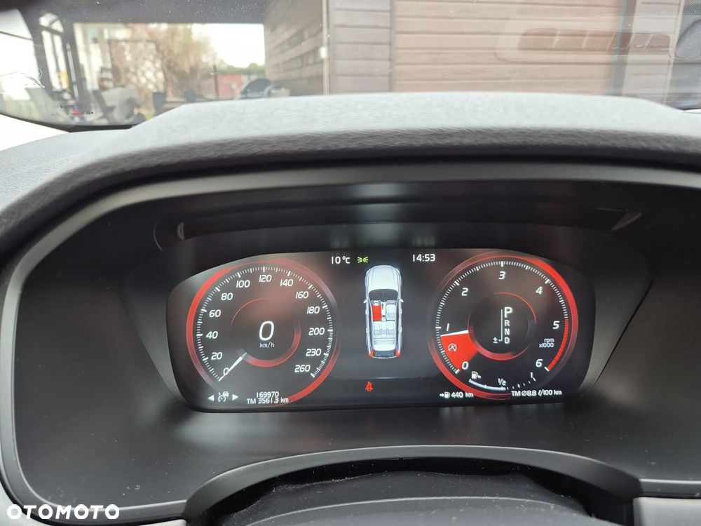 Volvo V90 D3 AWD Momentum Pro - 18