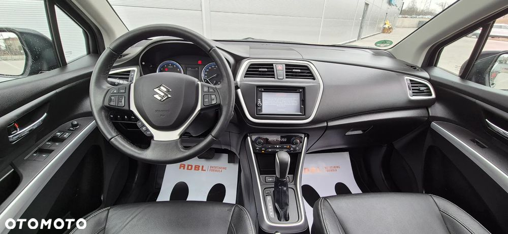 Suzuki SX4 S-Cross 1.6 VVT CVT 4x2 limited - 32