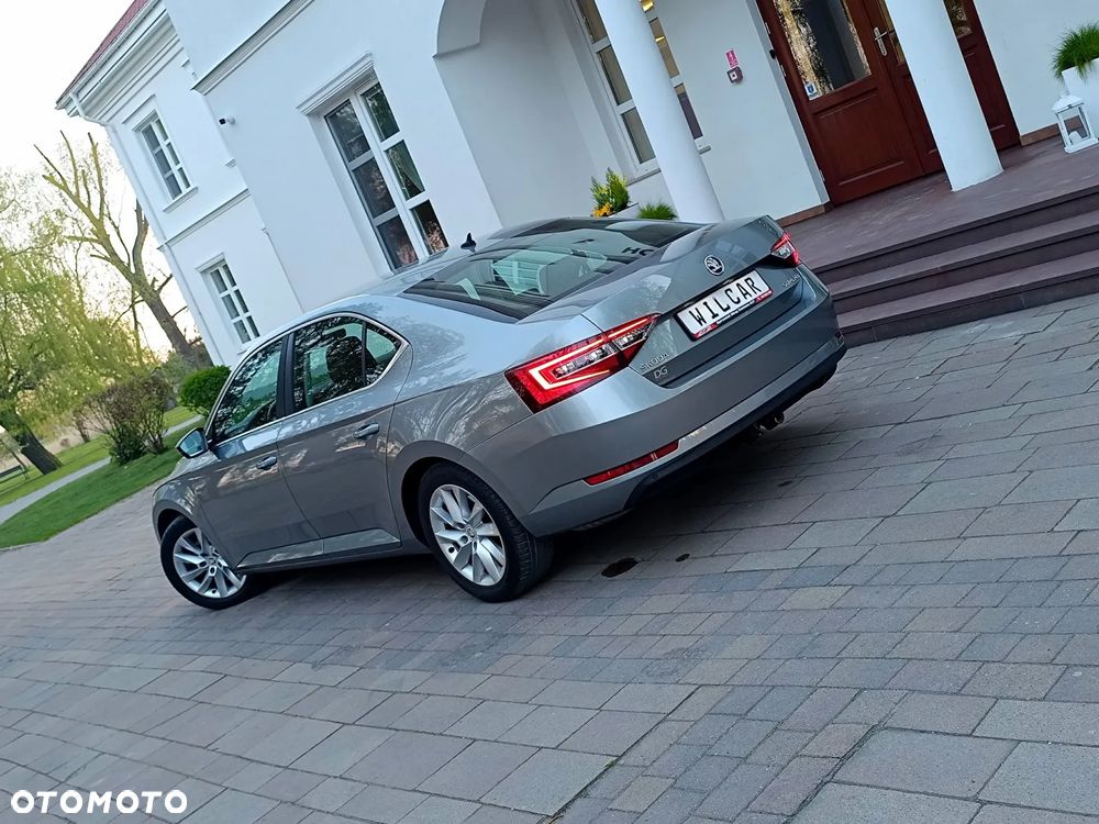 Skoda Superb 1.4 TSI ACT DSG Ambition - 39
