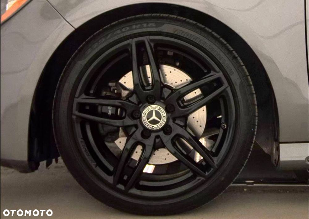 Mercedes-Benz CLA 250 4Matic 7G-DCT AMG Line - 8