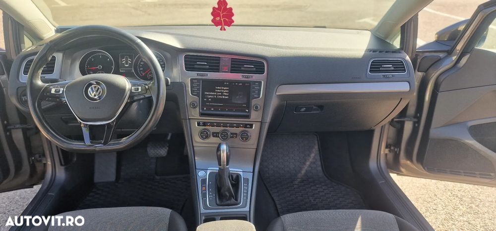 Volkswagen Golf 1.6 TDI BlueMotion Technology DSG Comfortline - 4