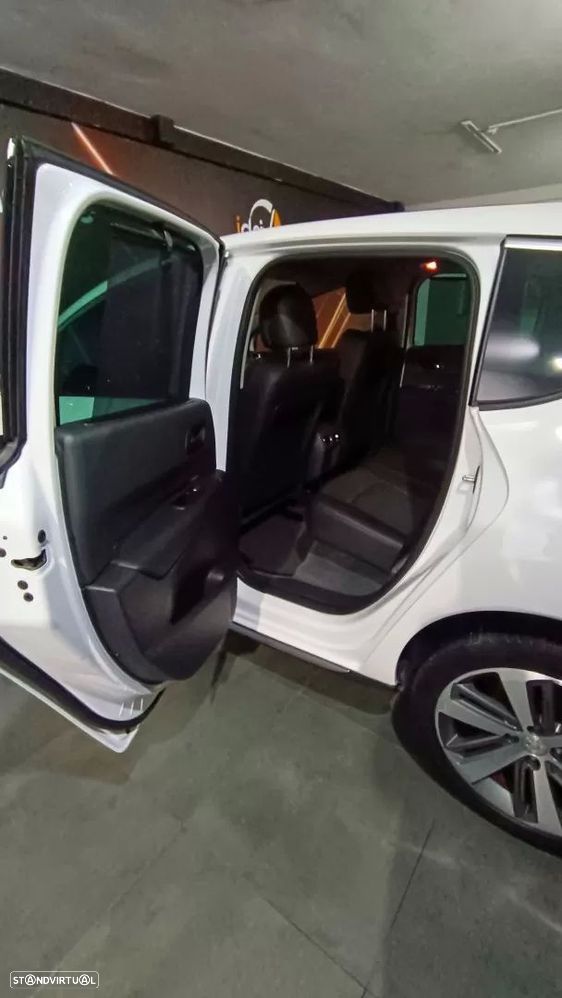 Peugeot 3008 1.2 PureTech Allure - 23