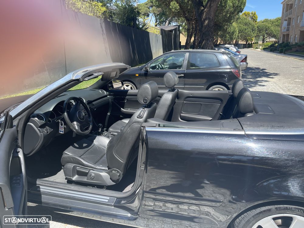Audi A4 Cabrio 2.5 TDi - 2