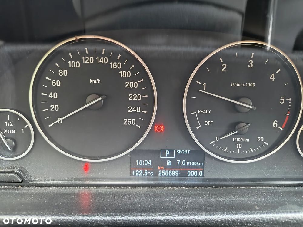 BMW Seria 3 320d xDrive - 14
