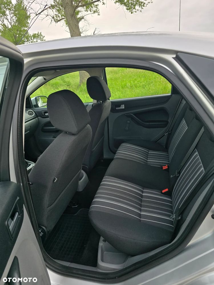 Ford Focus 1.8 TDCi Amber X - 11