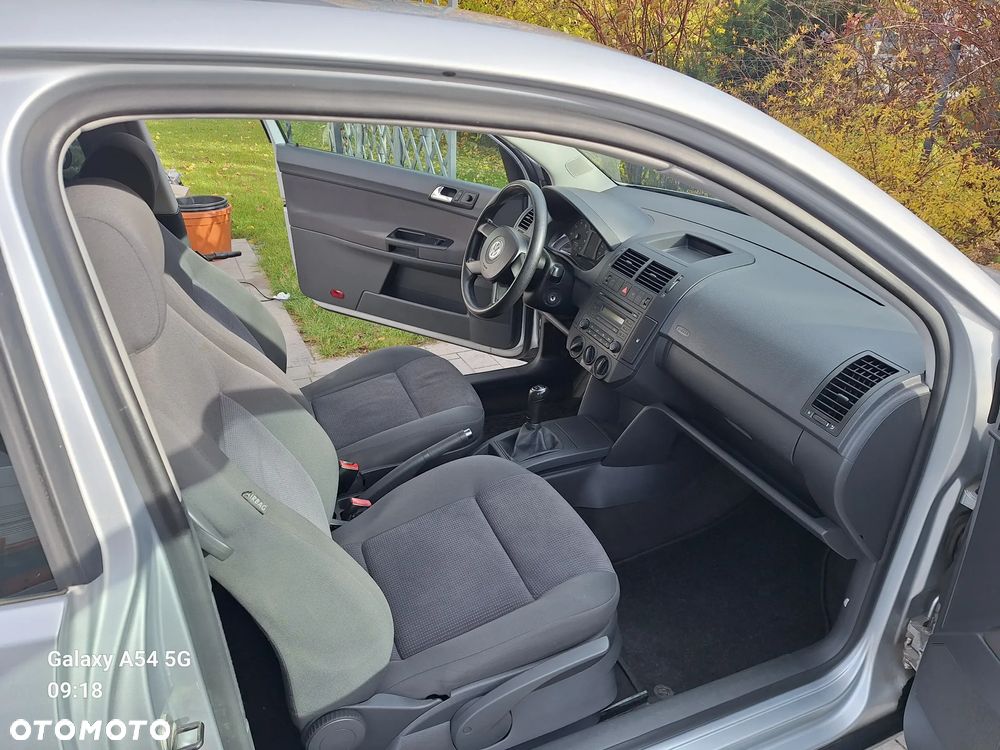 Volkswagen Polo 1.4 Comfortline - 16