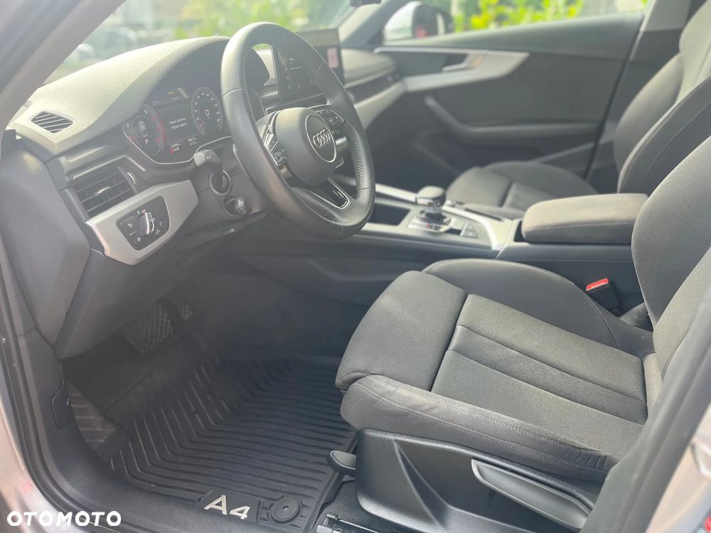 Audi A4 35 TFSI S tronic - 8