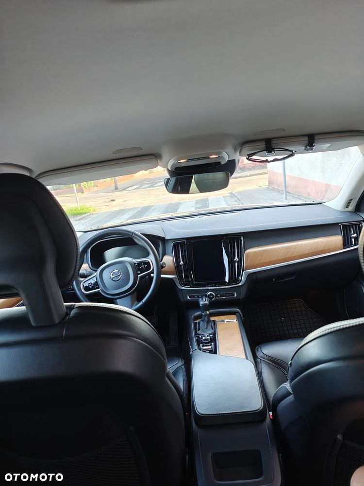 Volvo V90 D4 Inscription - 13