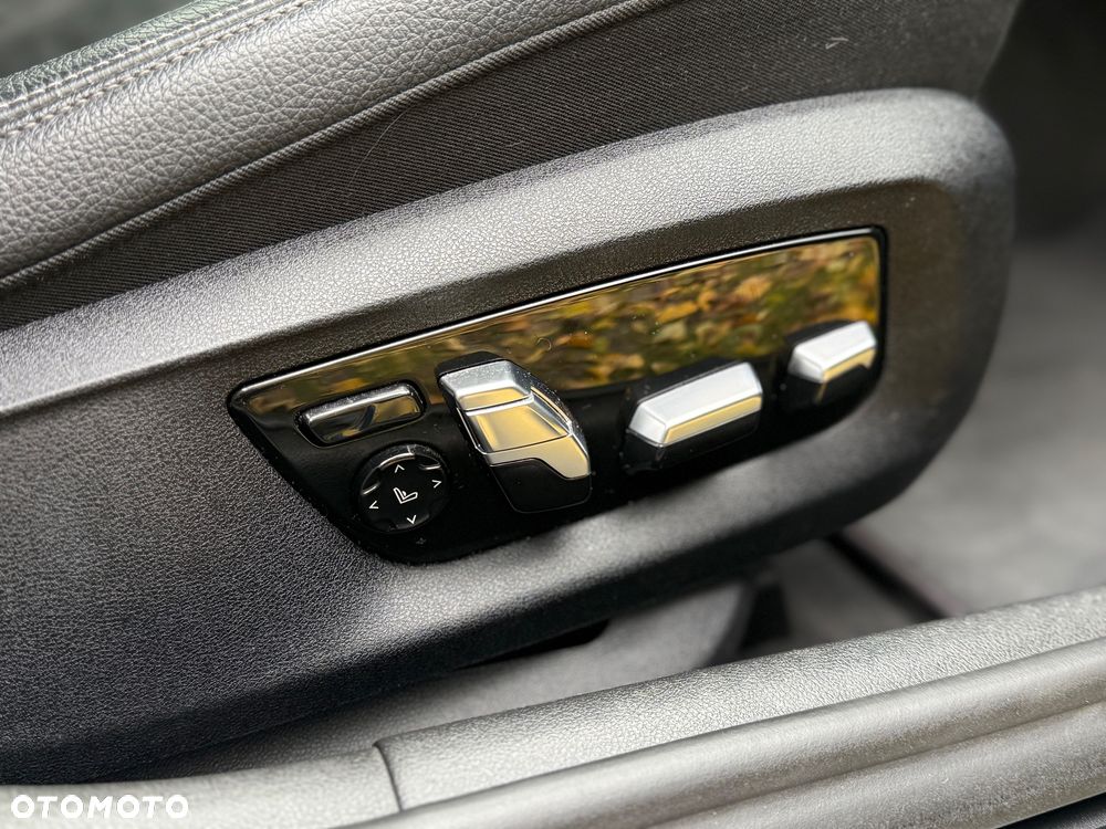 BMW Seria 5 520d xDrive Sport - 5