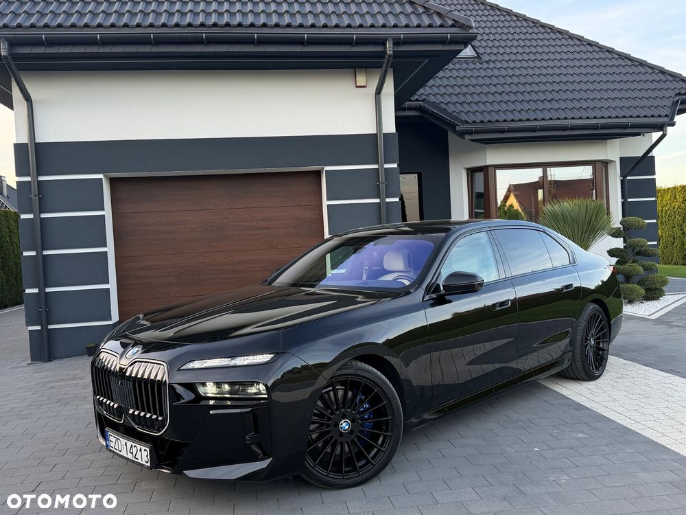 BMW Seria 7 740d xDrive - 28