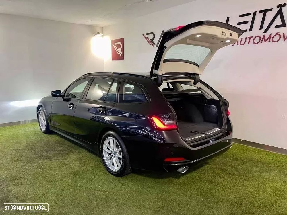 BMW 318 d Auto - 33