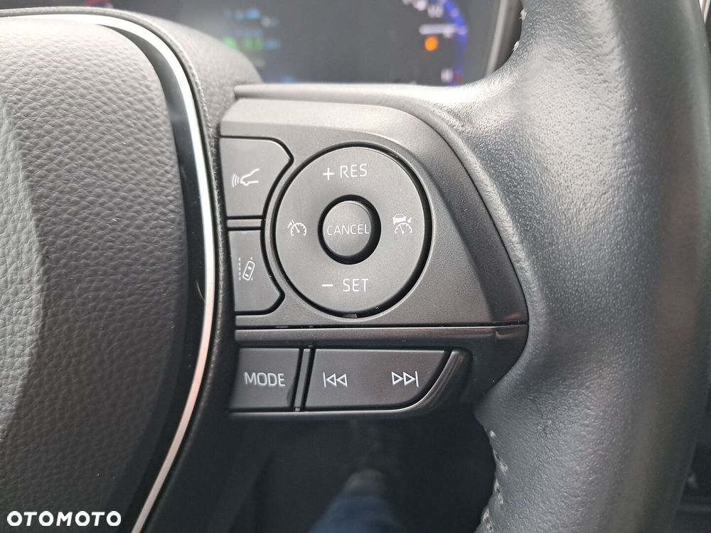 Toyota Corolla 1.8 Hybrid Comfort - 24