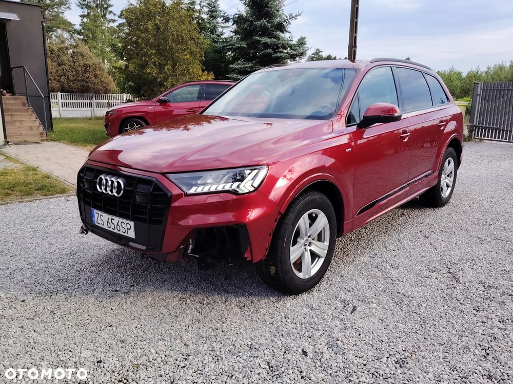 Audi Q7 - 1