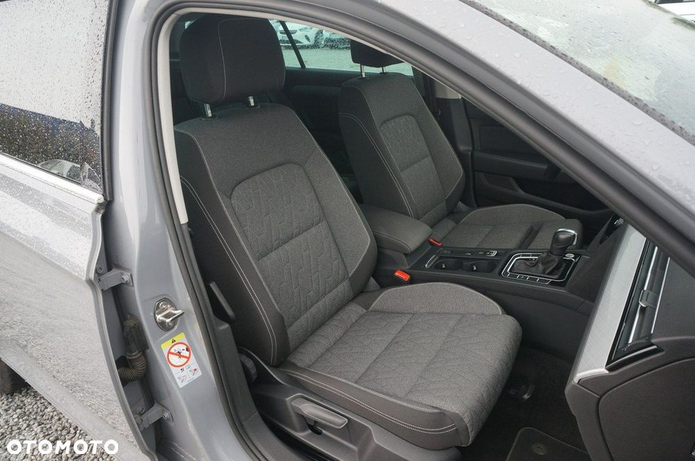 Volkswagen Passat Variant 1.5 TSI EVO Business DSG - 30