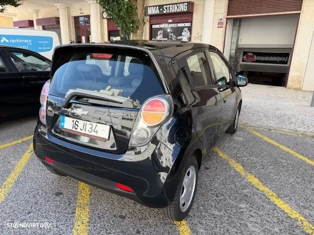 Chevrolet Spark 1.0 L - 11