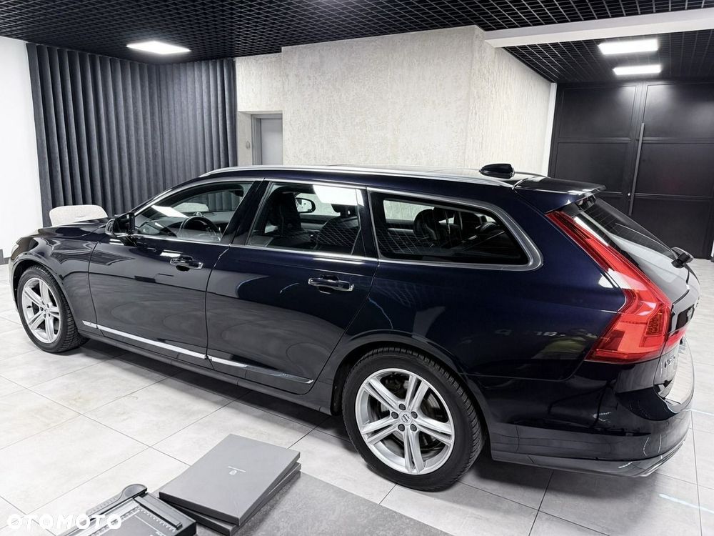 Volvo V90 D5 AWD Geartronic Inscription - 3