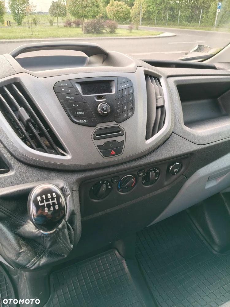 Ford Transit - 9