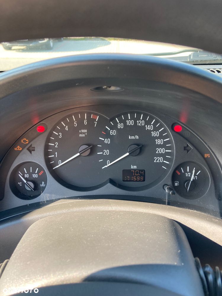 Opel Corsa - 9