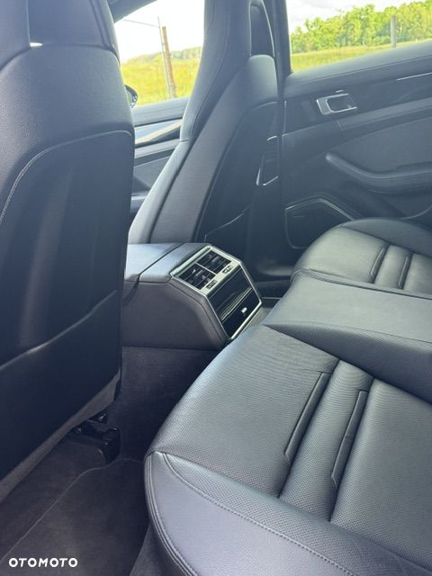 Porsche Panamera 4 E-Hybrid Platinum Edition - 6