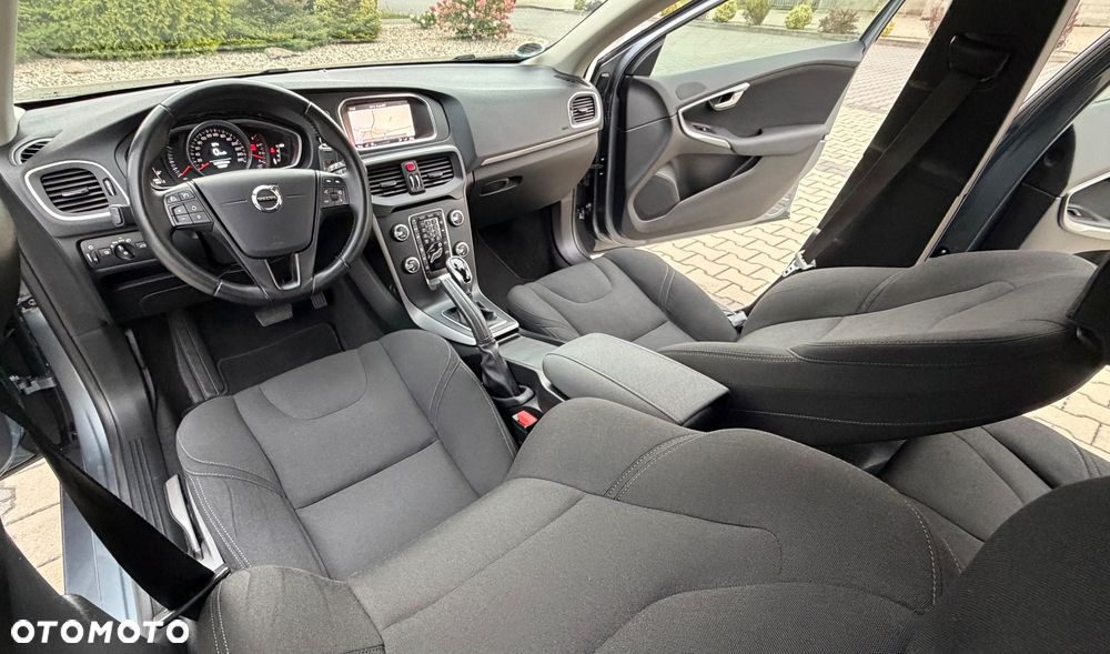 Volvo V40 D2 Geartronic Kinetic - 25