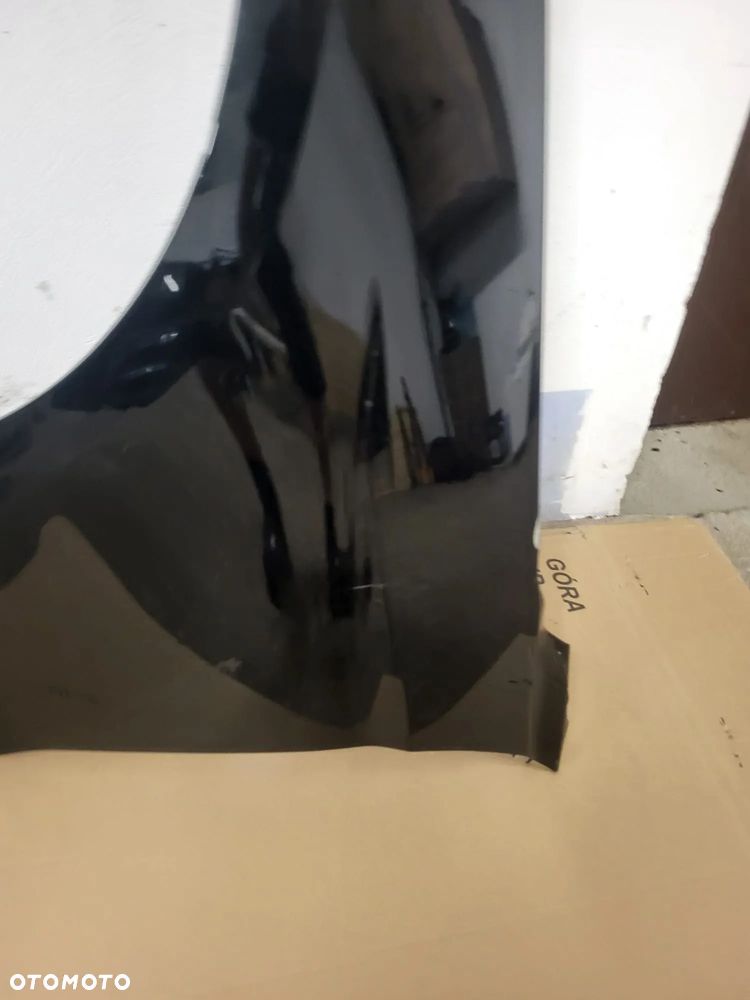 Ford mustang 2019rok blotnik lewy uszkodzony - 2