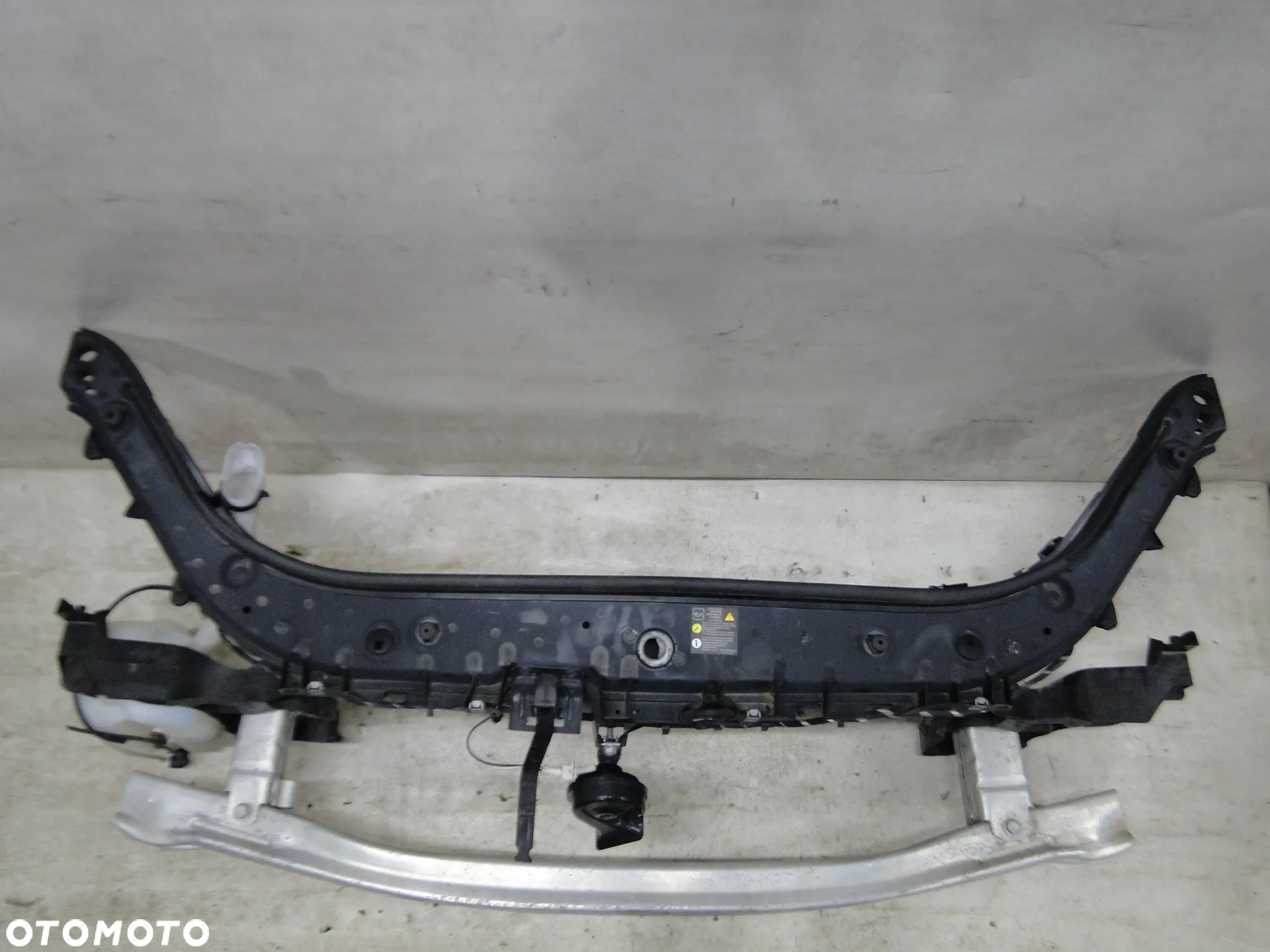 RENAULT SCENIC II 2 PAS PRZEDNI WZMOCNIENIE BELKA ZDERZAKA PRZÓD ZBIORNICZEK SPRYSKIWACZY - 8