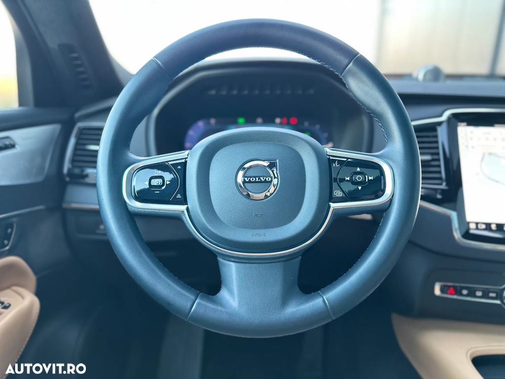 Volvo XC 90 T8 AWD Recharge Geartronic Inscription Edition - 28
